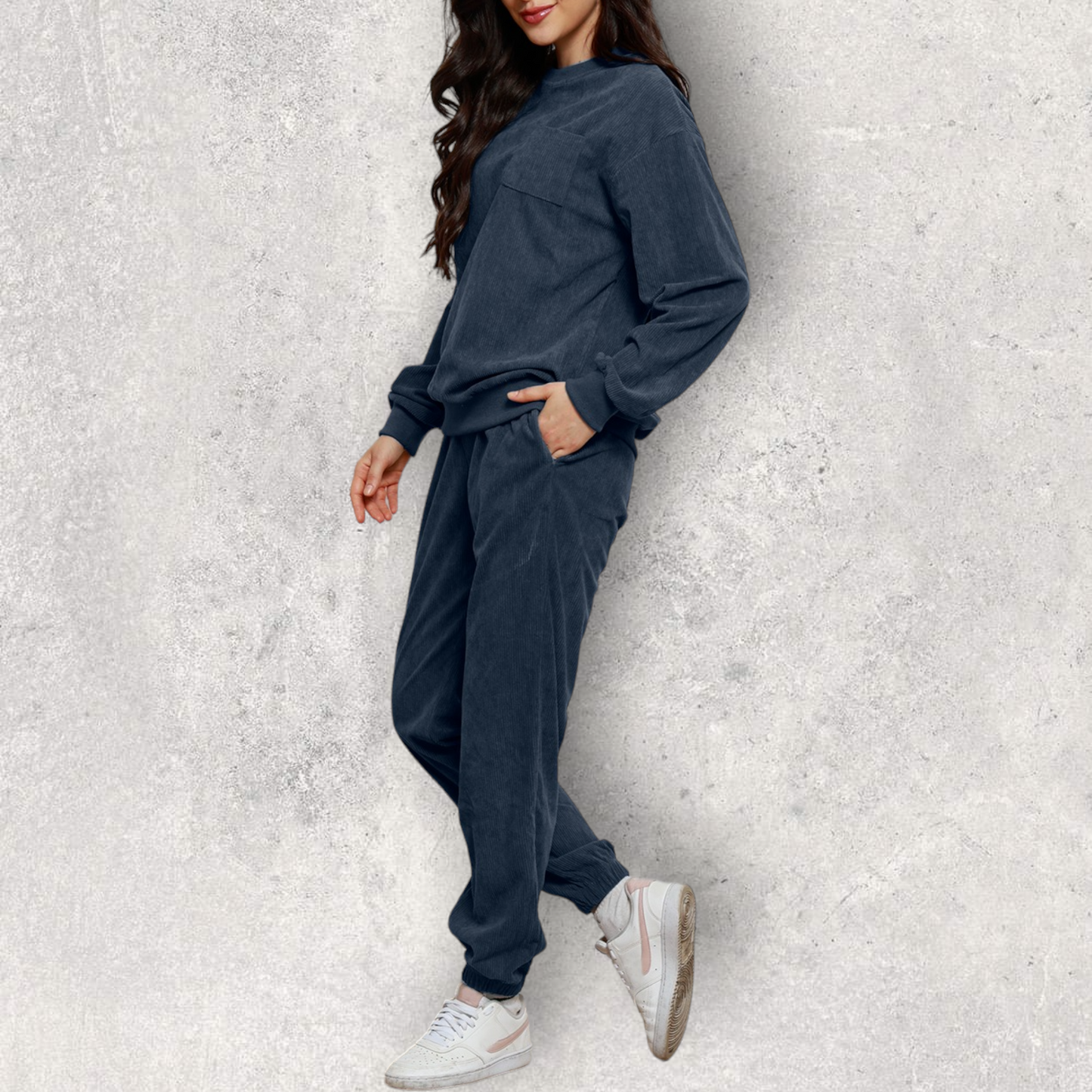 Round Neck Sweatshirt and Sweatpants Set