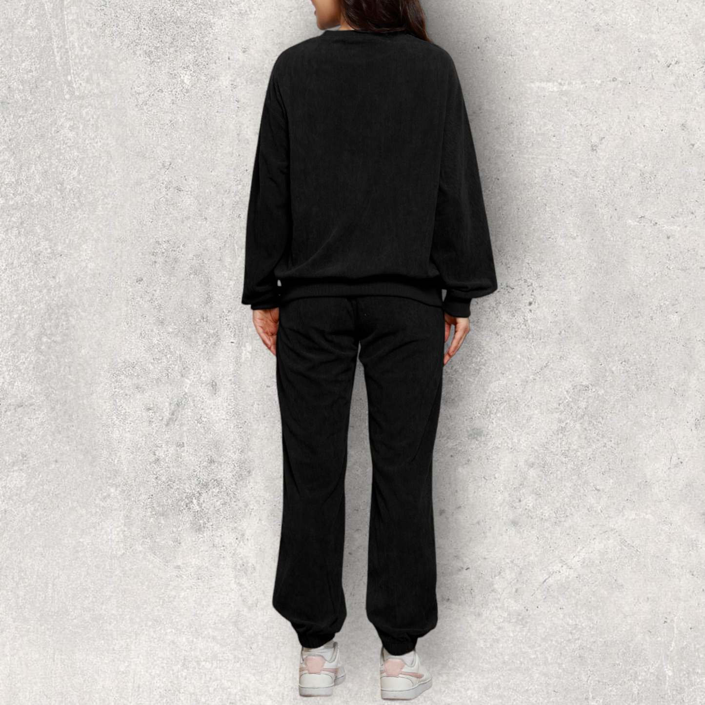 Round Neck Sweatshirt and Sweatpants Set