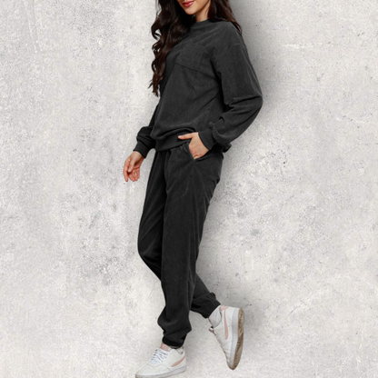 Round Neck Sweatshirt and Sweatpants Set