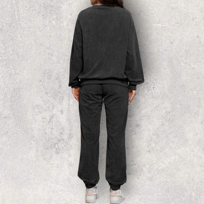 Round Neck Sweatshirt and Sweatpants Set