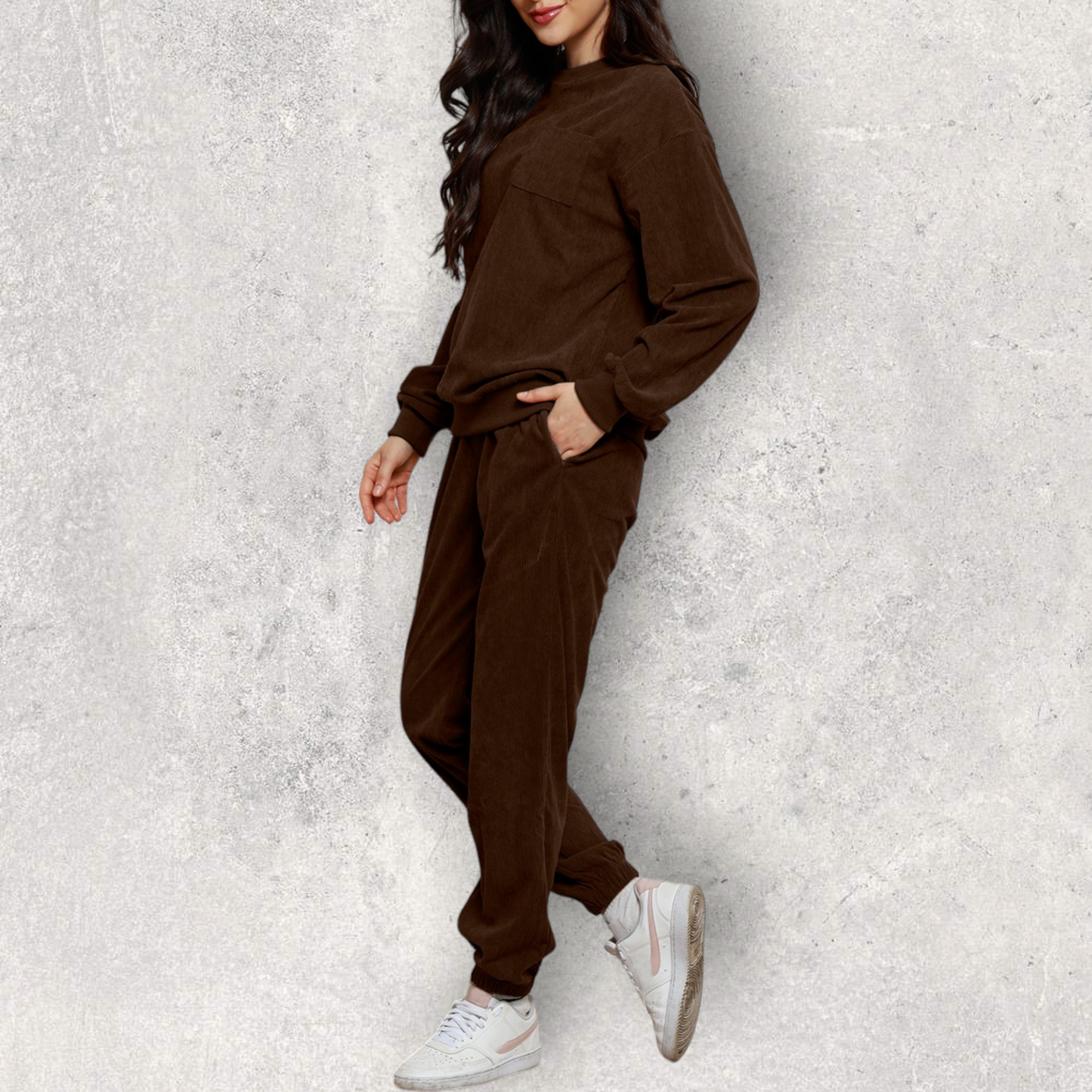 Round Neck Sweatshirt and Sweatpants Set