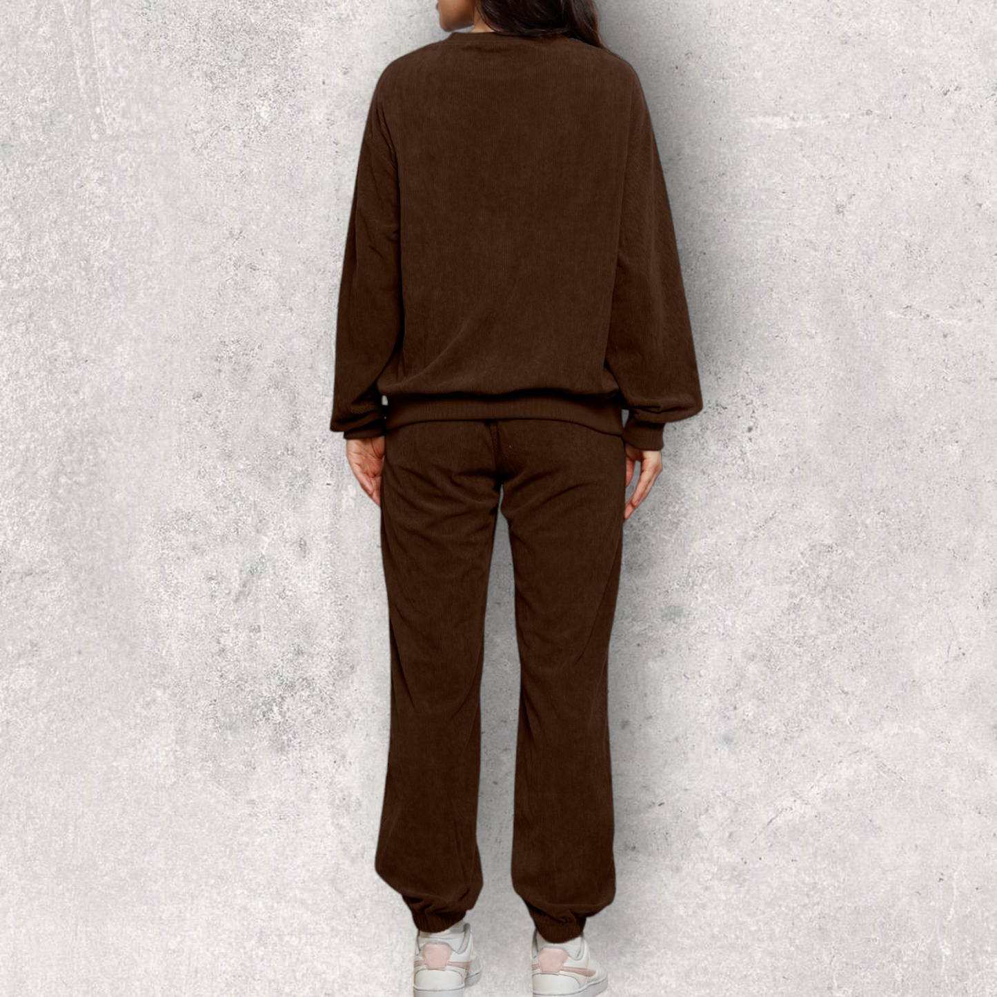 Round Neck Sweatshirt and Sweatpants Set