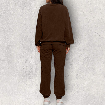 Round Neck Sweatshirt and Sweatpants Set