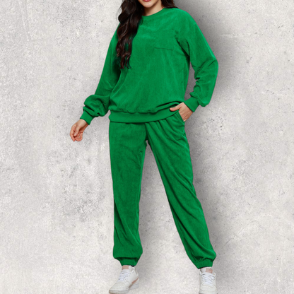 Round Neck Sweatshirt and Sweatpants Set